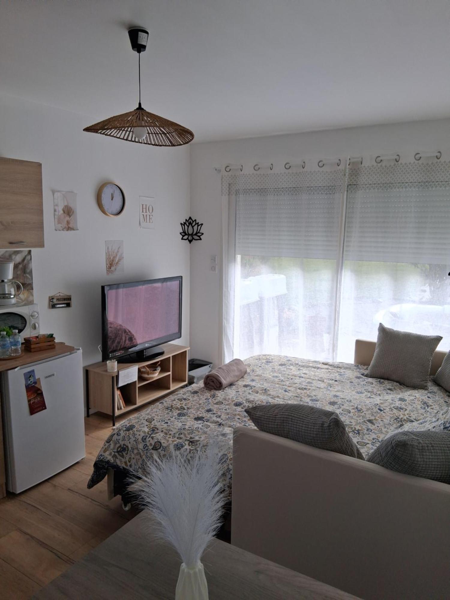Stud'Home Gestas Екстер'єр фото